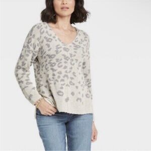 Knox Rose Leopard Print Sweater size large‎